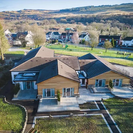 Suite 12 - Sleeping Giant Hotel - Pen Y Cae Inn Brecon Exterior photo