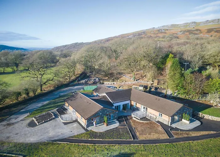Suite 12 - Sleeping Giant Hotel - Pen Y Cae Inn