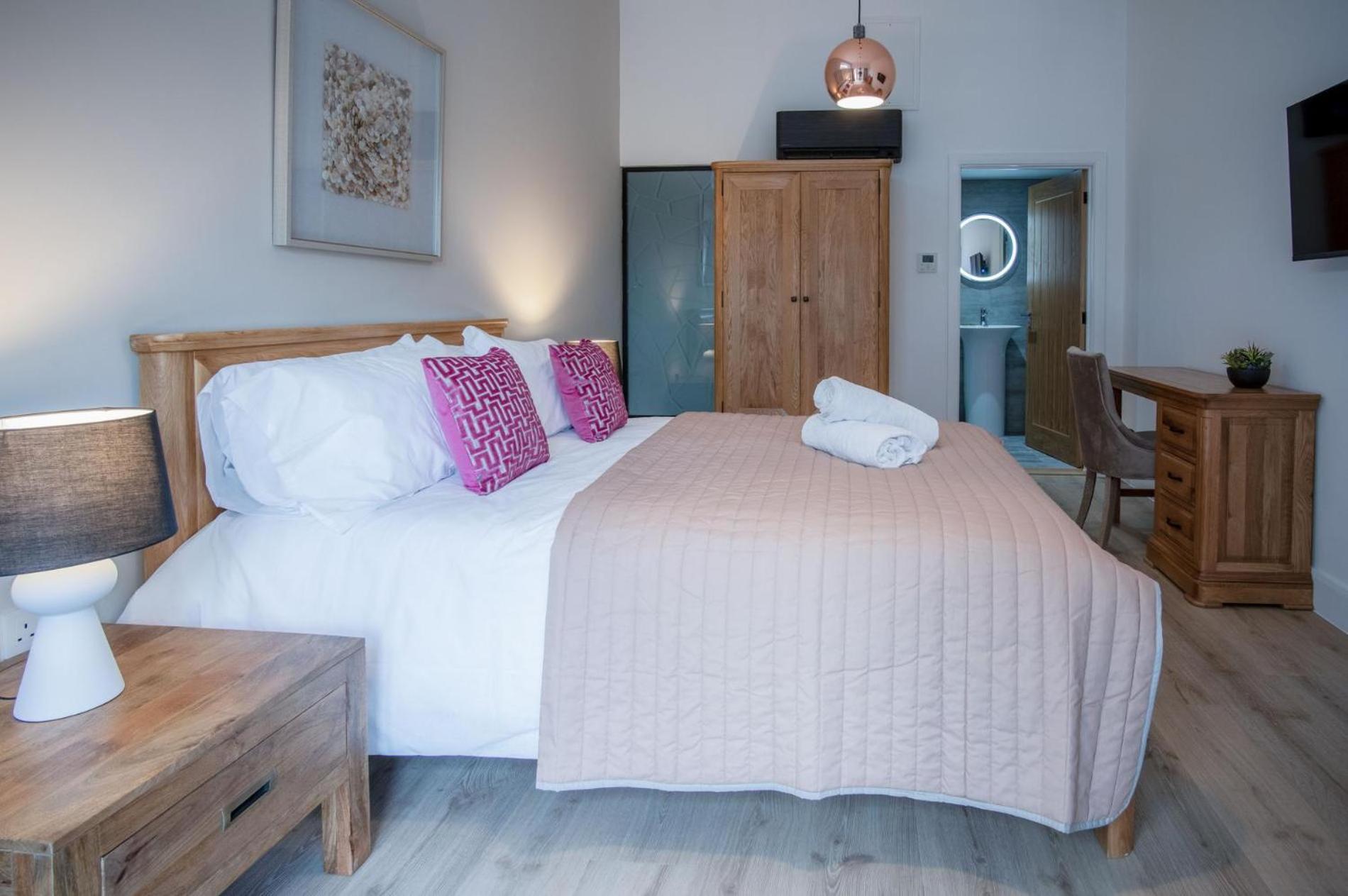 12 - Sleeping Giant - Pen Y Cae Apartment Brecon