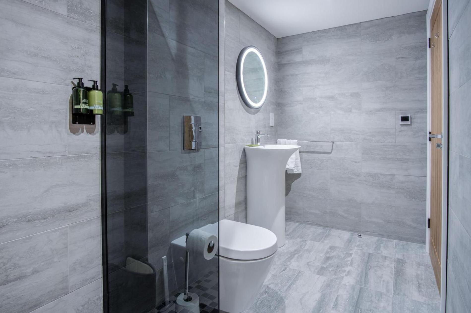 Apartment 12 - Sleeping Giant - Pen Y Cae *