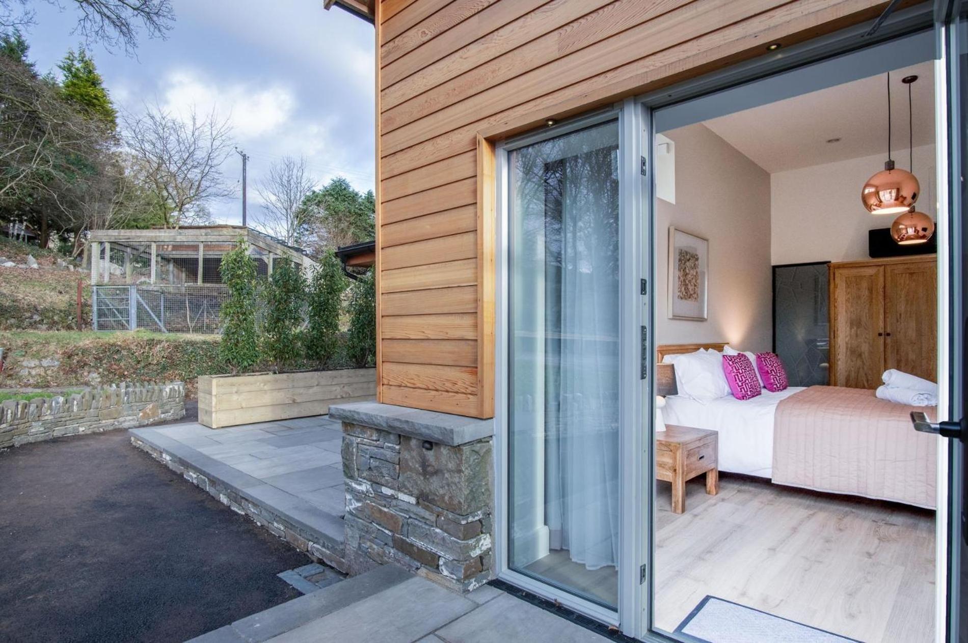 Apartment 12 - Sleeping Giant - Pen Y Cae