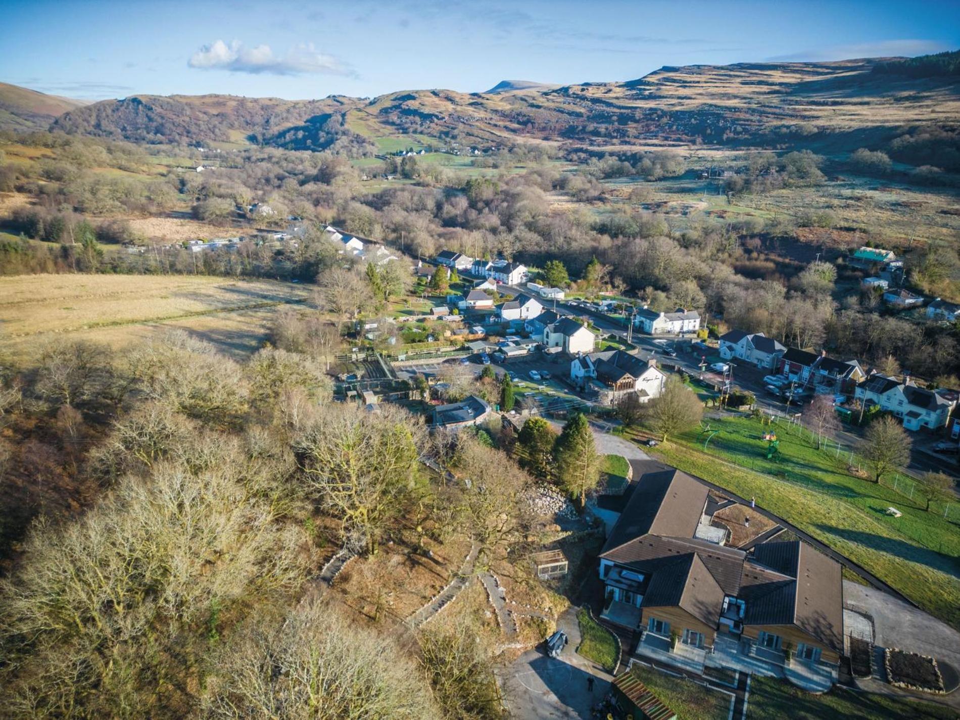 Apartment 12 - Sleeping Giant - Pen Y Cae